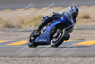 media/Oct-08-2022-SoCal Trackdays (Sat) [[1fc3beec89]]/Turn 14 (1050am)/